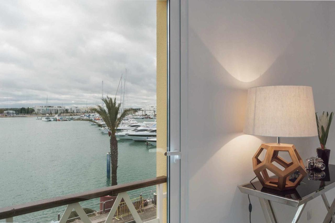 Boat View Marina Plaza By Vilamourasun Extérieur photo